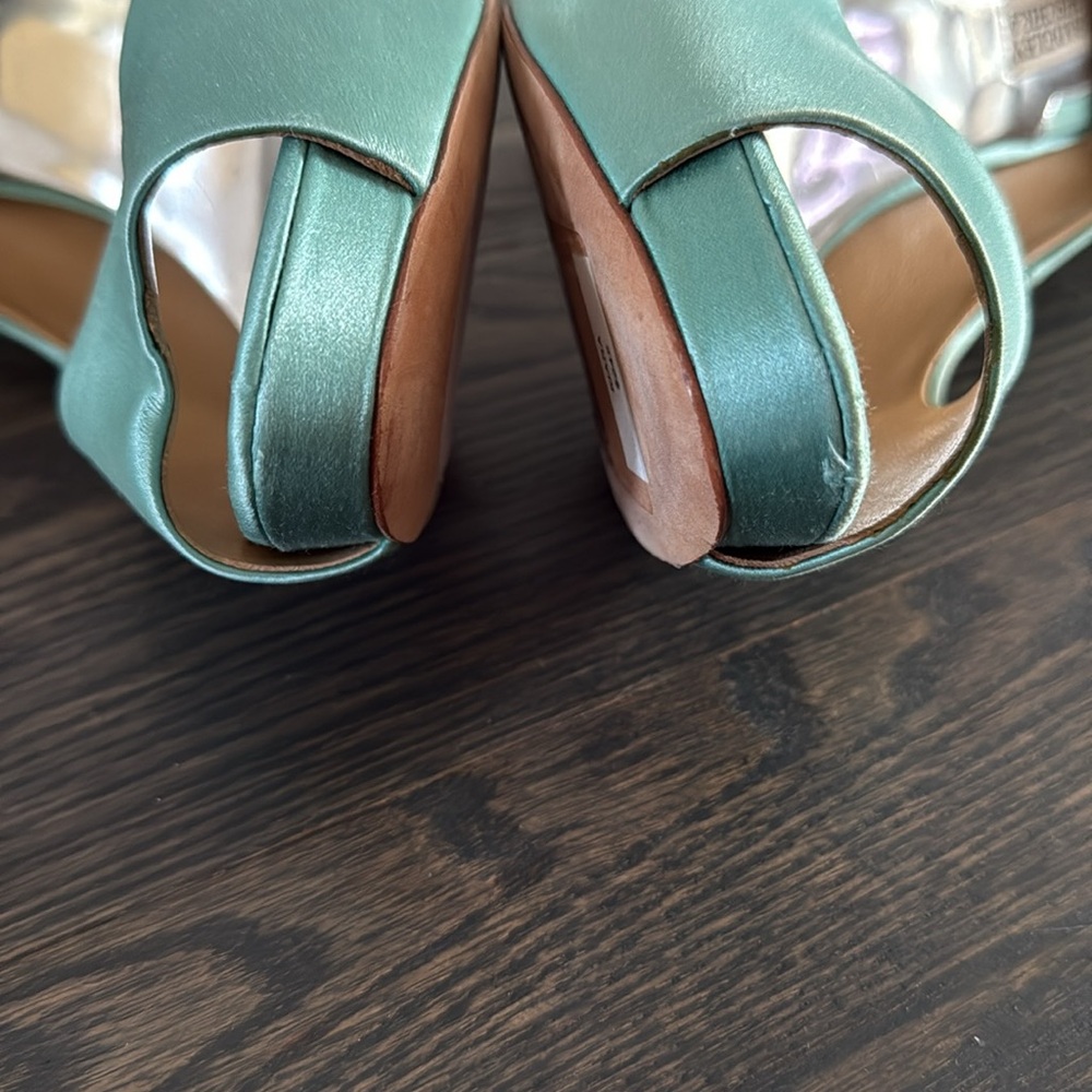 Badgley Mischka Kiara Heels-Authentic-NWOB - Picture 5 of 11